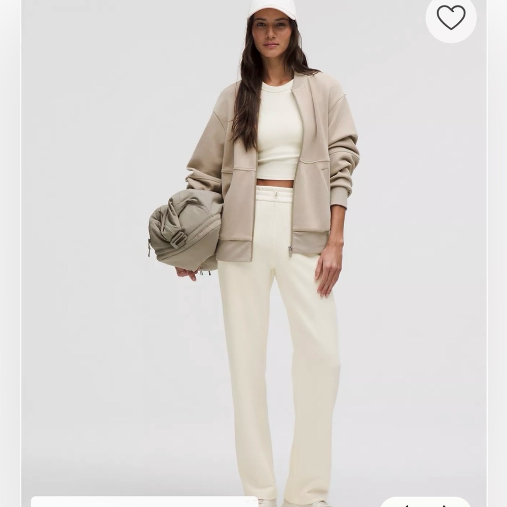 Lulu Lemon Softstreme pant in cream.